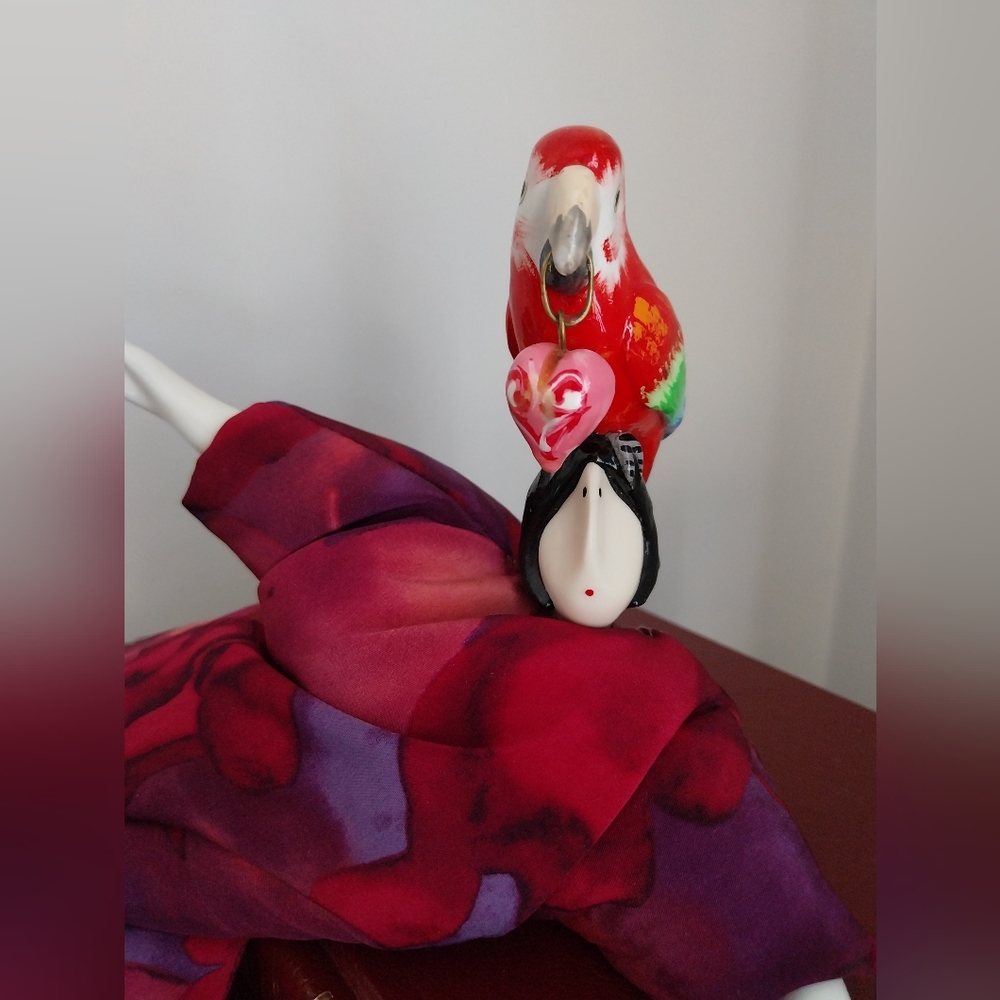 Artistic Ceramic Figurine with Parrot - Picture 9 of 14